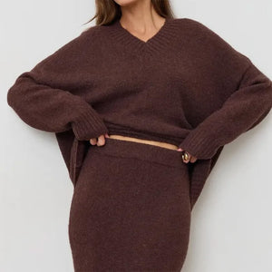 VILZSTUDIOS Stylish oversized knit sweater and flared skirt co-ord set