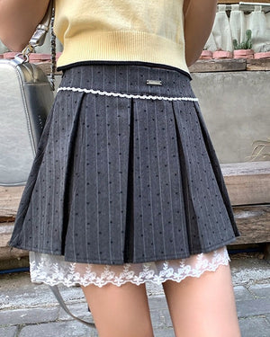 VILZSTUDIOS Chic Lace Bow Pleated Skirt product image