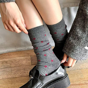 VILZSTUDIOS Cozy patterned socks in red and grey