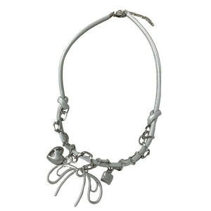 VILZSTUDIOS Fashionable necklace with silver chain and pendants