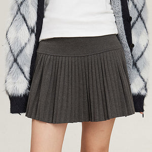 VILZSTUDIOS Chic pleated high-waisted skirt from VILZSTUDIOS