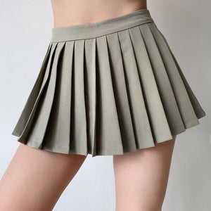 VILZSTUDIOS Chic pleated midi skirt from VILZSTUDIOS