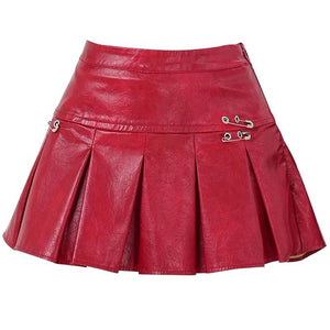 VILZSTUDIOS Chic pleated mini skirt with safety pin accents
