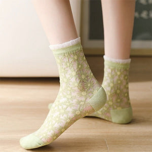 VILZSTUDIOS Chic ruffled socks for stylish outfits
