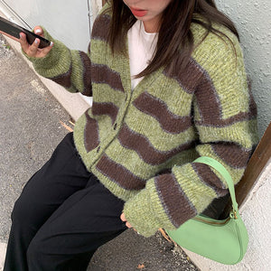 VILZSTUDIOS Chill Vibes Striped Cardigan for relaxed autumn style