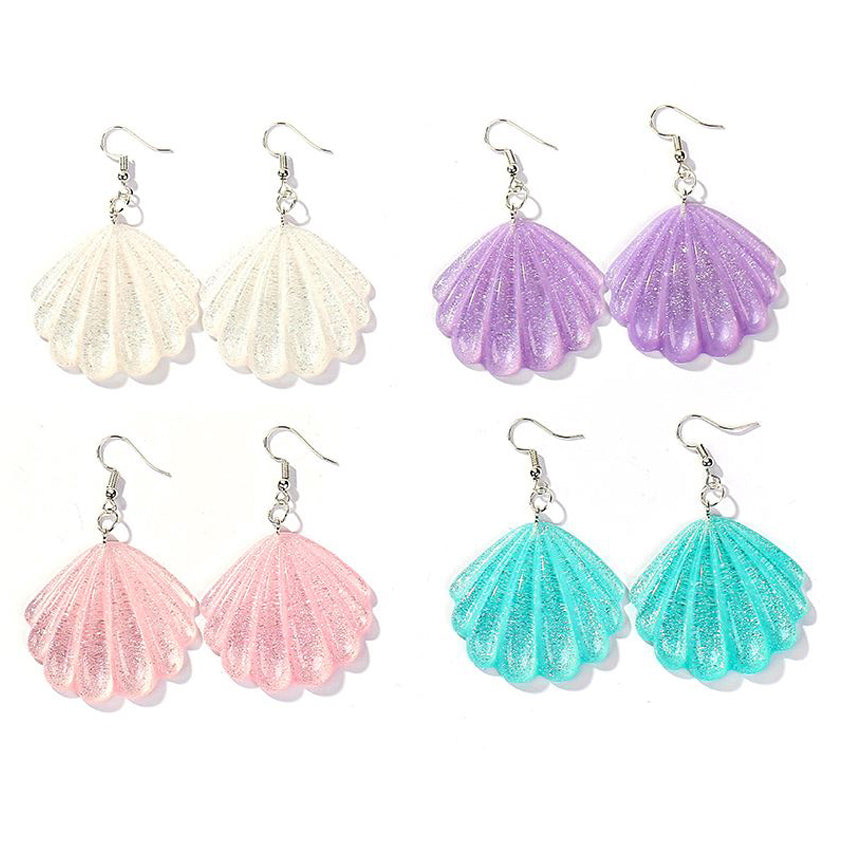 VILZSTUDIOS Coastal inspired seashell earrings for a stylish accessory