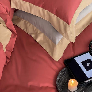 VILZSTUDIOS two-tone bedding set with wide contrasting borders and matching flat sheet