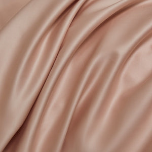 VILZSTUDIOS two-tone satin bedding set with broad contrasting borders and script embroidery