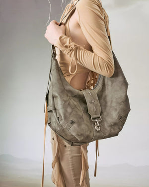 VILZSTUDIOS Stylish hobo bag with star hardware and shoulder strap