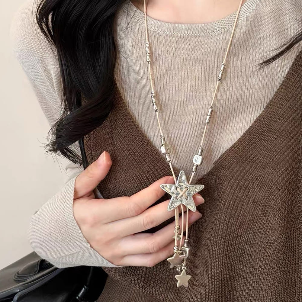 VILZSTUDIOS Silver star charm necklace with dangling charms