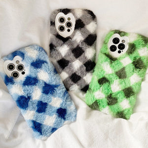 VILZSTUDIOS Cozy argyle pattern iPhone case