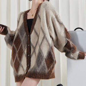VILZSTUDIOS Cozy argyle textured cardigan for stylish comfort