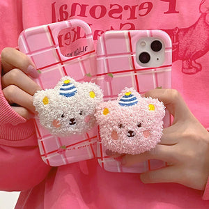 VILZSTUDIOS Cute bear-themed iPhone case for stylish protection