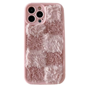 VILZSTUDIOS Stylish iPhone case with checkered pattern