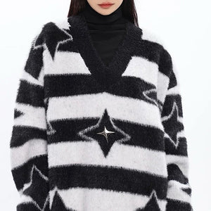 VILZSTUDIOS Cozy striped knit sweater with star accents