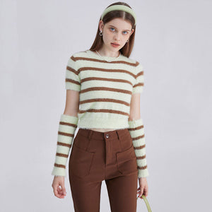 VILZSTUDIOS Cozy striped top and gloves set for stylish warmth