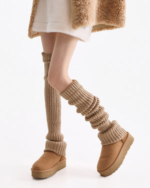 VILZSTUDIOS Textured leg warmers for winter fashion