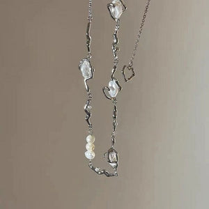 VILZSTUDIOS Stylish pearl necklace for fashion-forward looks