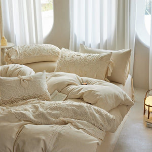 VILZSTUDIOS cream floral lace bedding set with scalloped trim and ribbon bow accents
