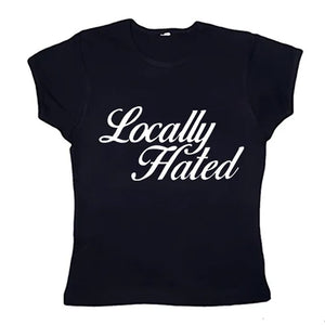 VILZSTUDIOS Stylish cropped tee with bold lettering design