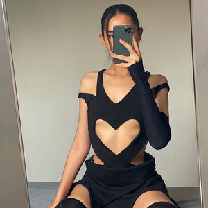 VILZSTUDIOS Graphic crop top for stylish streetwear fashion