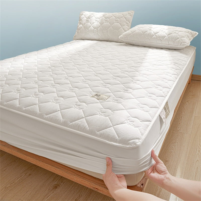 Diamond Floral Quilted Fitted Sheet