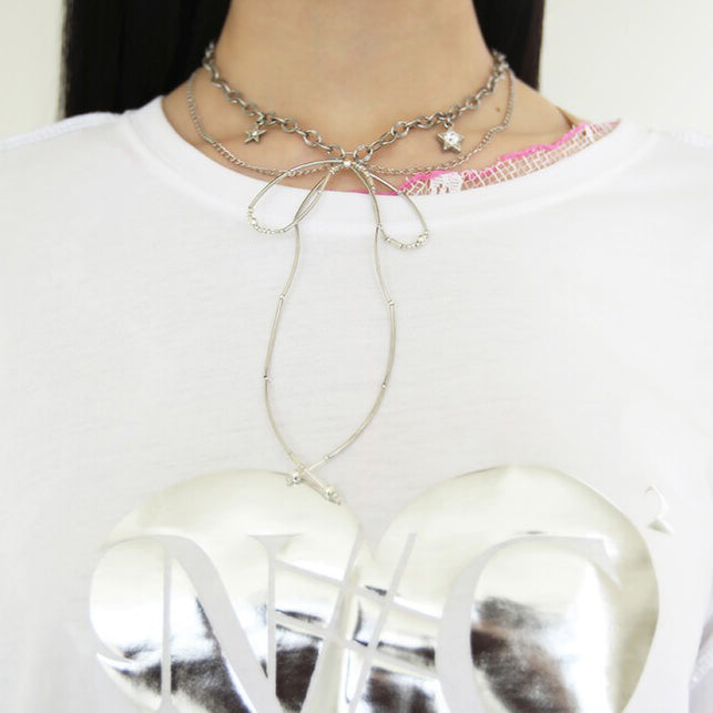 VILZSTUDIOS Metal bow choker for fashion-forward style