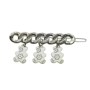 VILZSTUDIOS Fashionable hair clips for a grunge aesthetic