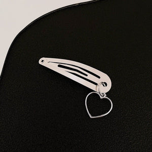 VILZSTUDIOS Fashionable hair accessory clips for styling