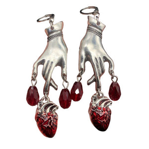 VILZSTUDIOS Stylish heart-shaped dangle earrings
