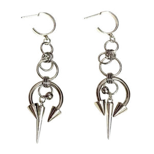 VILZSTUDIOS Edgy spike statement earrings made of zinc alloy