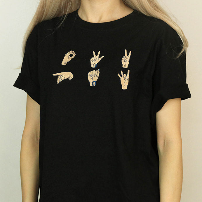 VILZSTUDIOS Stylish embroidered oversized t-shirt from VILZSTUDIOS