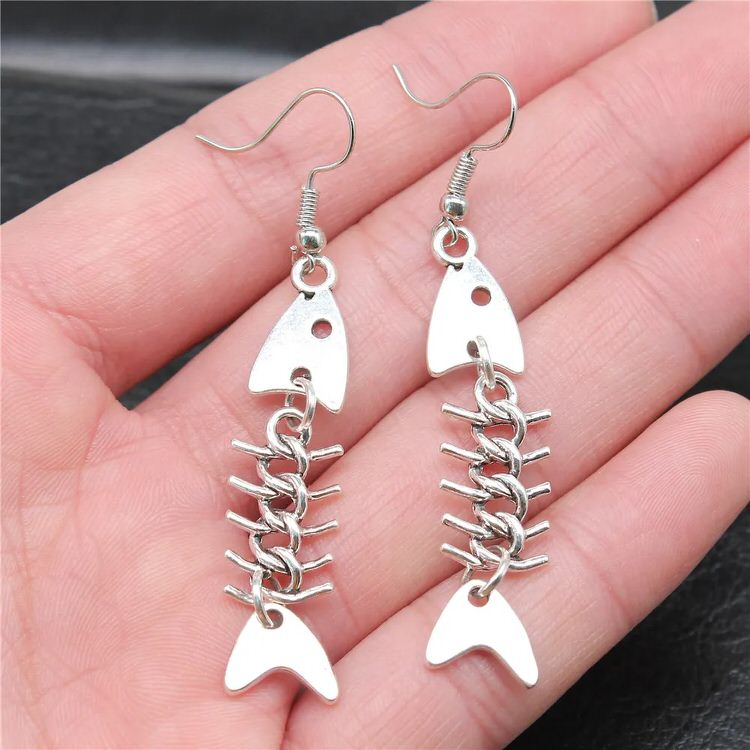 VILZSTUDIOS Stylish fish bone dangle earrings