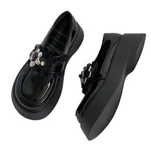 VILZSTUDIOS Floral buckle chunky platforms for trendy streetwear