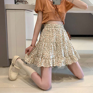 VILZSTUDIOS Floral midi skirt from VILZSTUDIOS