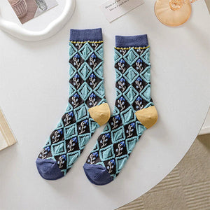 VILZSTUDIOS Floral embroidery cozy socks for stylish comfort