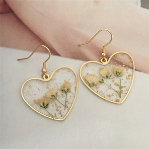 VILZSTUDIOS Floral heart earrings for stylish accessories