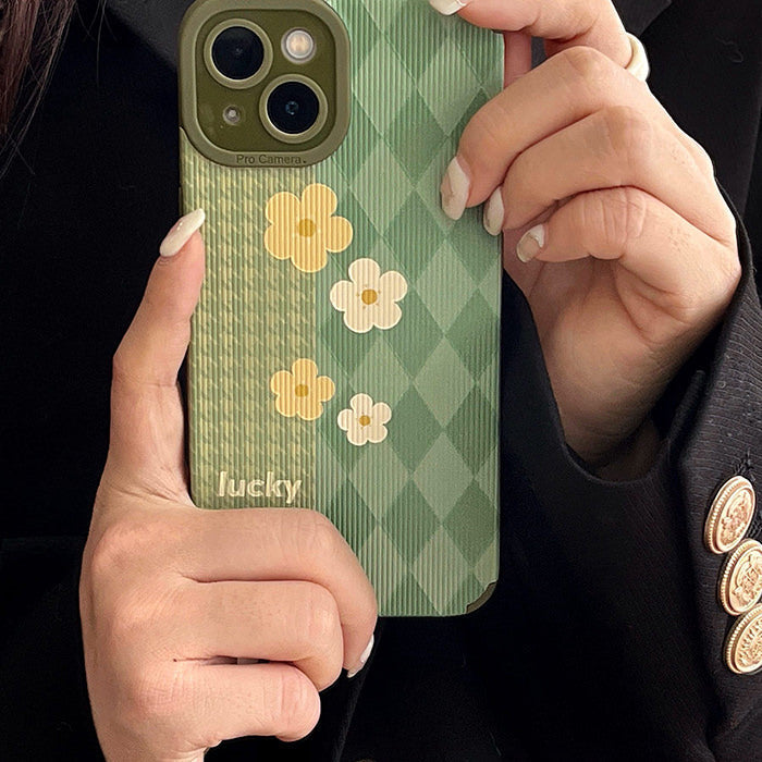 VILZSTUDIOS Floral houndstooth iPhone case design