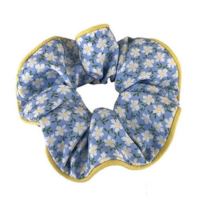 VILZSTUDIOS Floral scrunchies for stylish hair accessories