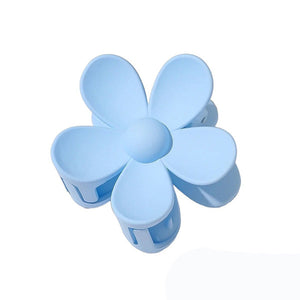 VILZSTUDIOS Floral hair claw accessory for styling