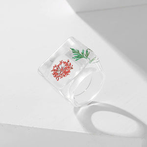 VILZSTUDIOS Floral inspired resin ring for stylish accessory
