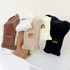 VILZSTUDIOS Stylish floral ruffle socks for fashion enthusiasts