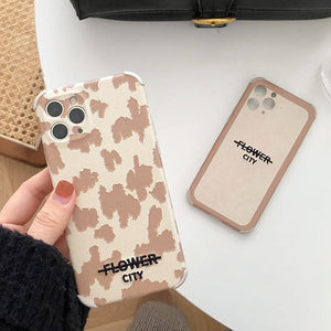 VILZSTUDIOS Stylish floral iPhone case for protection