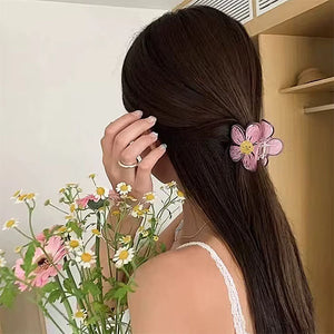 VILZSTUDIOS Floral hair claw clip for stylish hair accessory