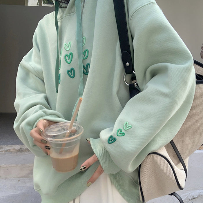 VILZSTUDIOS Stylish heart hoodie for modern streetwear fashion