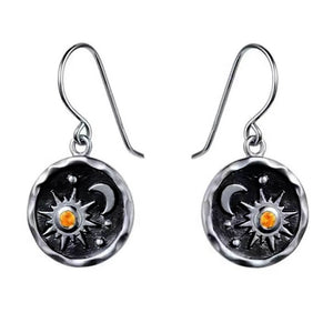 VILZSTUDIOS Stylish earrings with celestial design