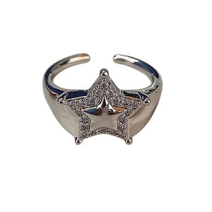 VILZSTUDIOS Stylish silver ring set with star design and rhinestones