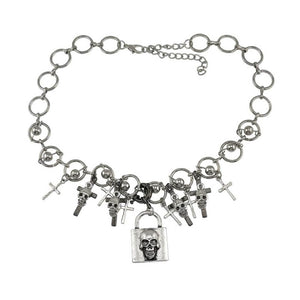 VILZSTUDIOS Gothic charm padlock necklace with skull details