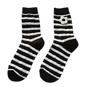 VILZSTUDIOS Stylish floral socks for streetwear fashion