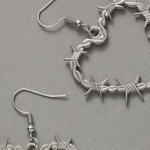 VILZSTUDIOS Unique barbed wire heart earrings for stylish outfits